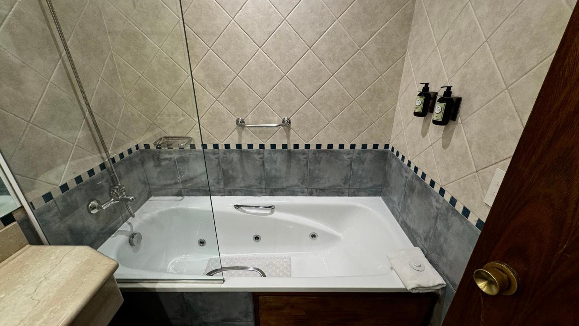 Gardi Hotel & Suites ブエノスアイレス エクステリア 写真