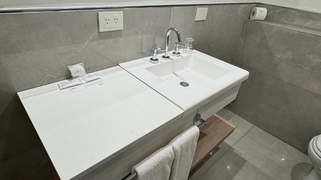 Gardi Hotel & Suites ブエノスアイレス エクステリア 写真